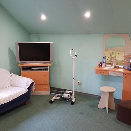 Casele Lena Bed and Breakfast Aldesti  Eksteriør billede